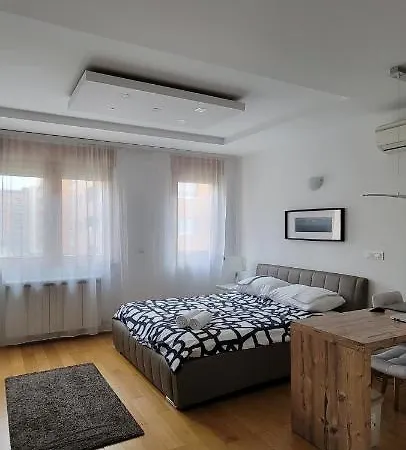 Sleek & Lovely Studio With A Great Location * 베오그라드
